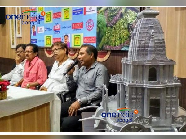 পুজো নিয়ে কী বলছেন মণ্ডপ সজ্জার শিল্পী? পুজো নিয়ে কী বলছেন মণ্ডপ সজ্জার শিল্পী?