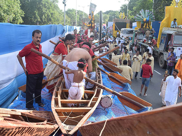 ভারত সেরা দুর্গা কার্নিভাল ভারত সেরা দুর্গা কার্নিভাল