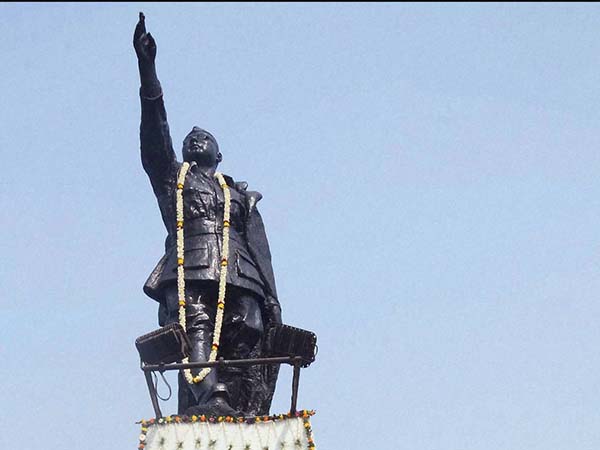 সত্যতা নিয়ে বার্তা 