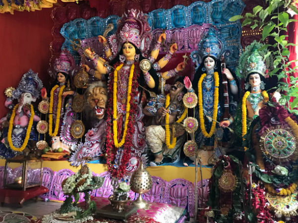 চার নয়, পূর্ব কলকাতার দাস পরিবারের পুজো হয় ১৭ দিন ধরে 