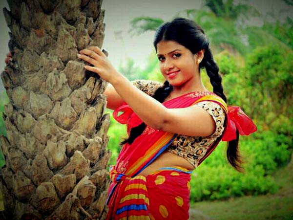 কেন অভিনয়কেই বেছে নিলেন, ..কেন অন্য কিছু নয়? 