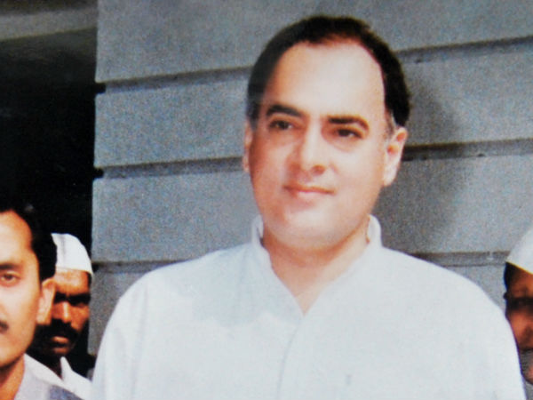 জাতীয় ক্লাবের তকমার সপক্ষে প্রধানমন্ত্রীর শংসা জাতীয় ক্লাবের তকমার সপক্ষে প্রধানমন্ত্রীর শংসা