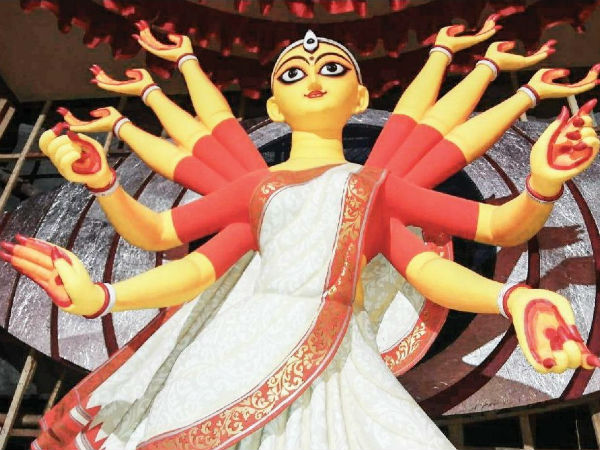 গতবারের বৃহৎ আলপনার পর এবার দীর্ঘ র্যাম্প, মহালয়াতেই নজর টানতে তৈরি সমাজসেবী গতবারের বৃহৎ আলপনার পর এবার দীর্ঘ র্যাম্প, মহালয়াতেই নজর টানতে তৈরি সমাজসেবী