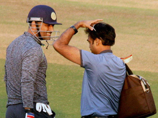 প্রসাদের দাবি প্রসাদের দাবি