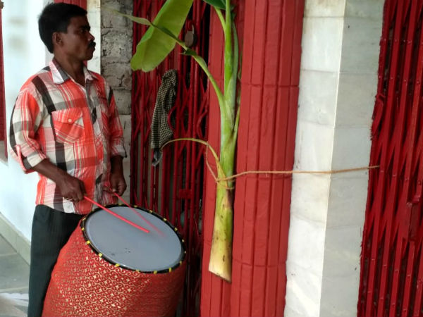 দশভূজা একক দেবীমূর্তি