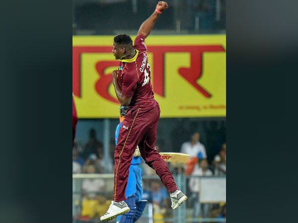 ওয়েস্ট ইন্ডিজের বোলিং ওয়েস্ট ইন্ডিজের বোলিং