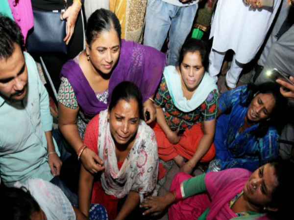 সাহায্য রাজ্য সরকারেরও সাহায্য রাজ্য সরকারেরও