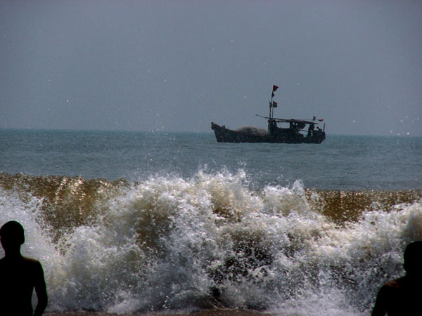 দিঘায় লাল সতর্কতা