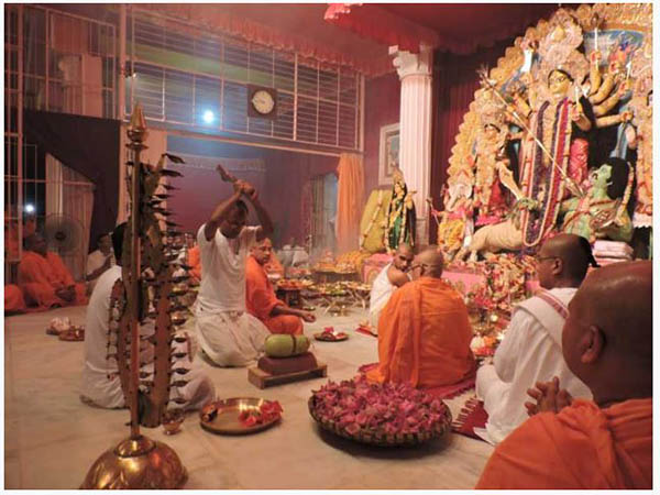 প্রতিমা হয় একচালার