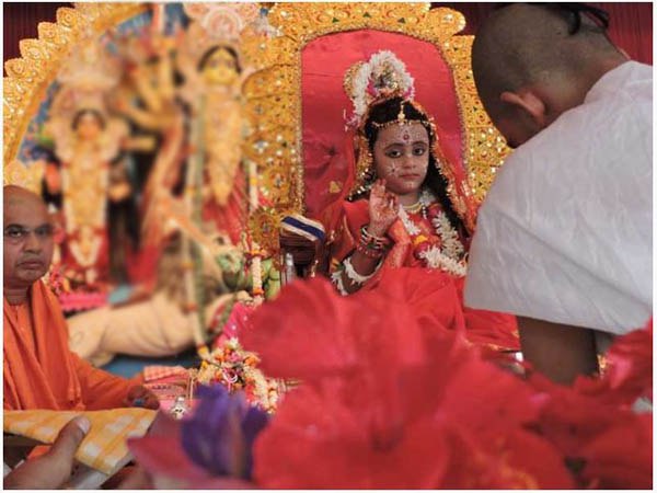 কামারপুকুরেও কুমারী পুজো 