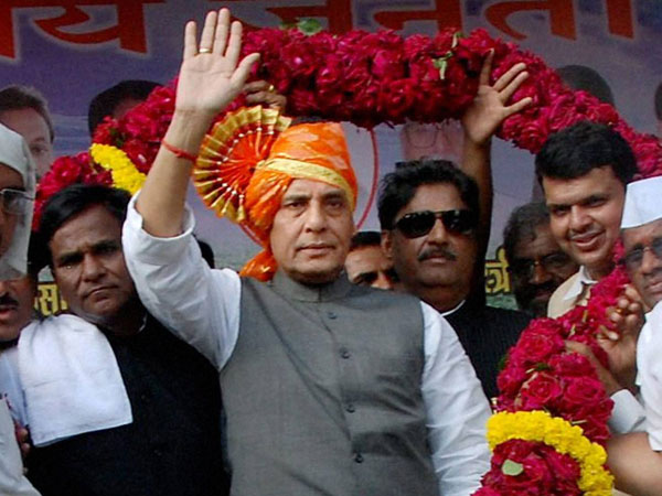 রয়েছেন কেন্দ্রীয় মন্ত্রীরা রয়েছেন কেন্দ্রীয় মন্ত্রীরা