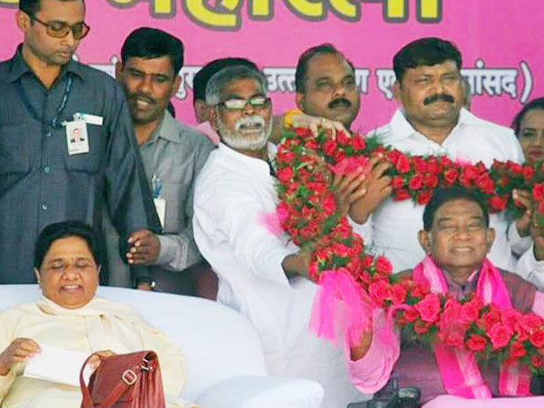 দরকারে বিরোধী আসনে, বললেন মায়াবতী দরকারে বিরোধী আসনে, বললেন মায়াবতী