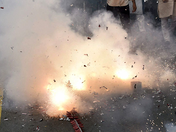 জেলাতেও পরিস্থিতি একই রকমের জেলাতেও পরিস্থিতি একই রকমের