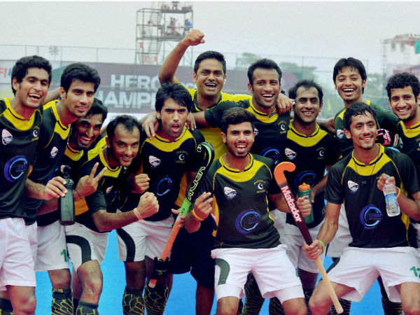ভিসা সমস্যায় পাক দল