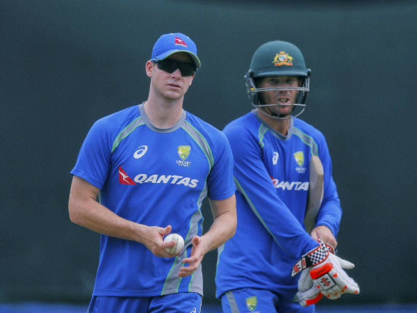 মাঠে নেই, নেটে আছেন মাঠে নেই, নেটে আছেন