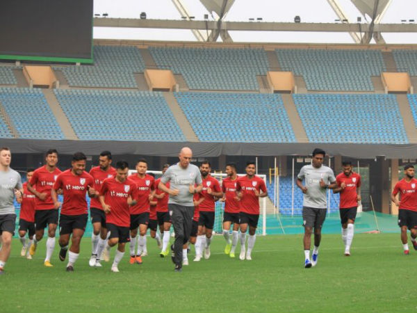 দলের খবর 