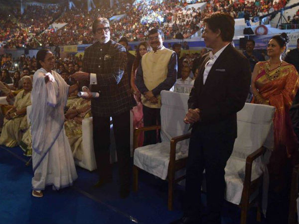 কৌশলী প্রচার! শাহরুখ-এর বিরুদ্ধে কেআইএফএফ-এর মর্যাদাহানির অভিযোগ 