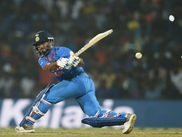 তরুণ বাঁহাতি ভরসা দিয়েছেন তরুণ বাঁহাতি ভরসা দিয়েছেন