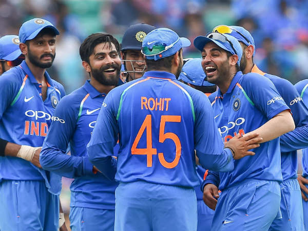 অধিনায়কের চোখে তাঁর দল 