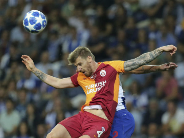 শালকে বনাম গালাতাসারে