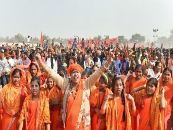কুম্ভমেলায় মন্দির তৈরির কথা ঘোষণা