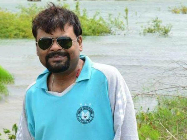 বিনয় চৌধুরী বলছেন... 