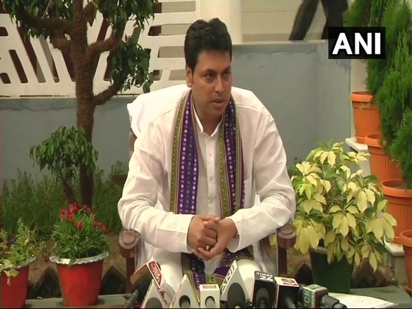 বাড়তি উপার্জনে নতুন উপায়! লালুপ্রসাদের পথে বিজেপির শাসিত রাজ্যের মুখ্যমন্ত্রী, দেখুন ভিডিও
