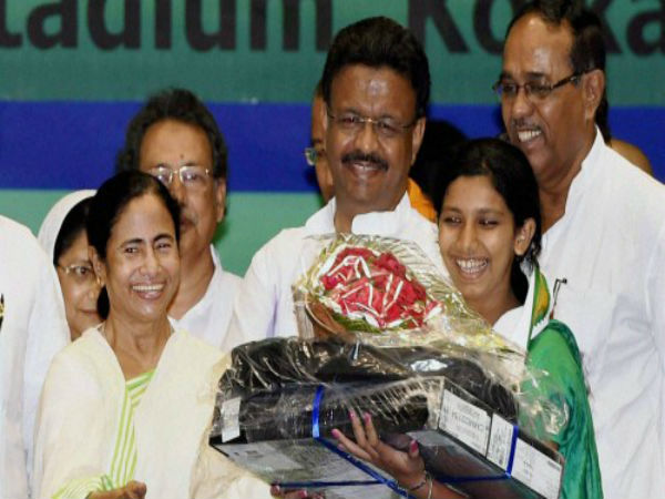 মেয়র পদে প্রথম সংখ্যালঘু মেয়র পদে প্রথম সংখ্যালঘু