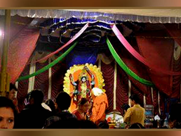  ১৮ ফুটের ঠাকুর! 