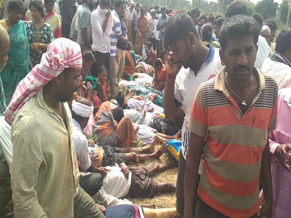  কর্ণাটকের মাণ্ড্যতে ভয়াবহ বাস দুর্ঘটনা! বহু মানুষের মৃত্যুর আশঙ্কা