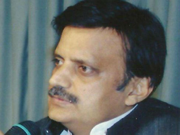 রাজেন্দ্র শুক্লা ও সুনীতা শুক্লা রাজেন্দ্র শুক্লা ও সুনীতা শুক্লা