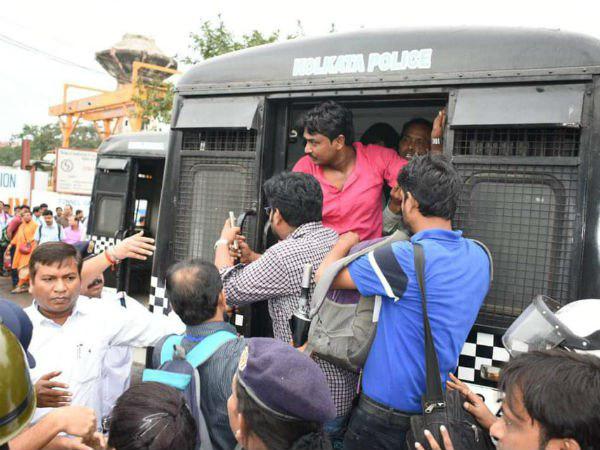 রাজ্য নির্বাচন কমিশনের বিজ্ঞপ্তিতে ফের ক্ষোভ