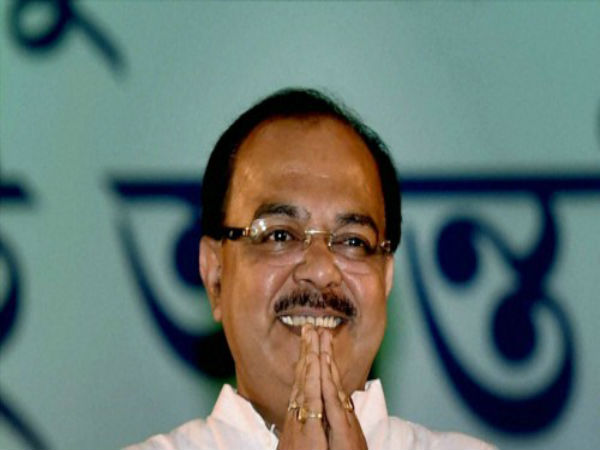 নতুন মেয়রকে সাহায্যের প্রস্তাব নতুন মেয়রকে সাহায্যের প্রস্তাব