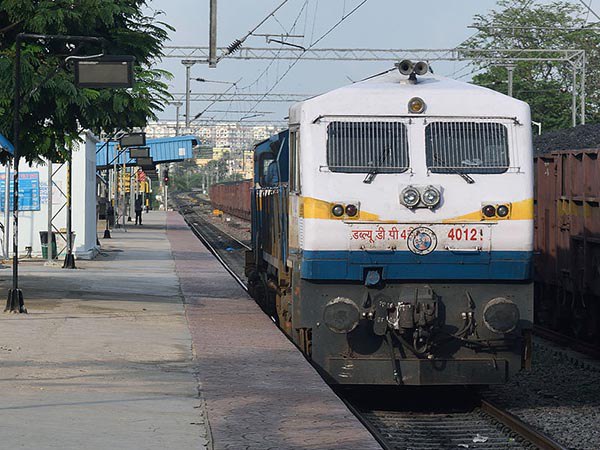 শ্রীলঙ্কা ভ্রমণ আলাদা শ্রীলঙ্কা ভ্রমণ আলাদা