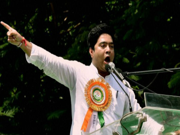 অভিষেকের চ্যালেঞ্জ অভিষেকের চ্যালেঞ্জ