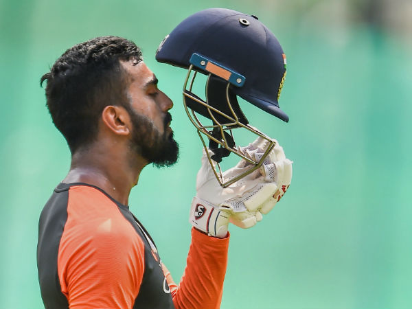 রাহুলের ব্যাটে রাহুর দশা