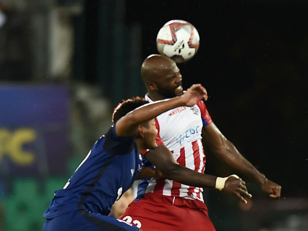 আনন্দদায়ক তিন পয়েন্ট আনন্দদায়ক তিন পয়েন্ট