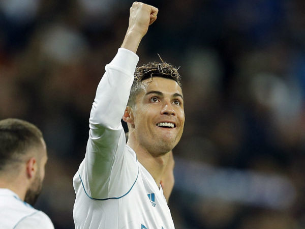 রিয়াল ছাড়া নিয়ে