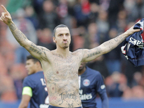 স্ট্রাইকার 