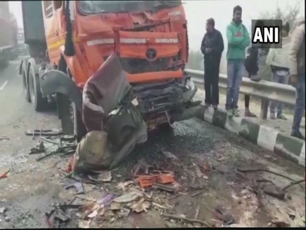 হরিয়ানার ঝাঝড়ে দুর্ঘটনা হরিয়ানার ঝাঝড়ে দুর্ঘটনা