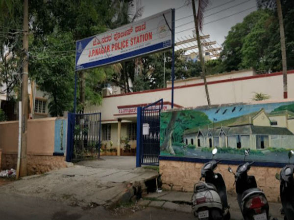 মা অভিযোগ দায়ের করেনি মা অভিযোগ দায়ের করেনি