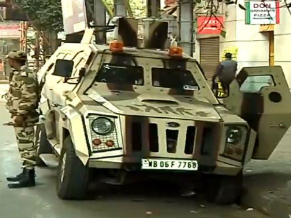 বর্ষবরণে তৈরি পার্কস্ট্রিট! কড়া নজরদারি শহর জুড়ে বর্ষবরণে তৈরি পার্কস্ট্রিট! কড়া নজরদারি শহর জুড়ে