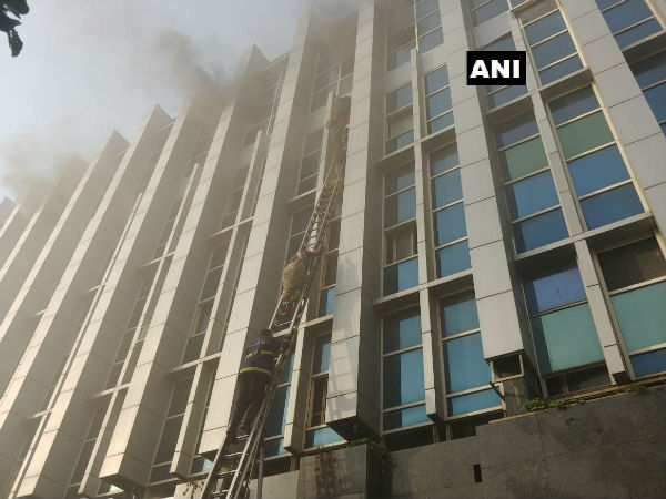 ফিরল আমরির স্মৃতি ফিরল আমরির স্মৃতি