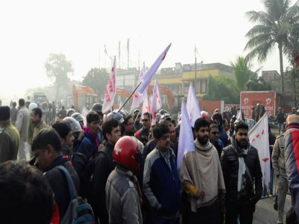 বার্নপুর থেকে নবান্ন বাইক মিছিলে বাধা দুর্গাপুরে! কড়া সমালোচনায় বাম ছাত্র-যুবরা, দেখুন ভিডিও
