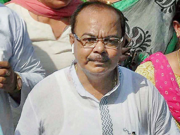 শোভনের পদত্যাগেই স্পষ্ট বদল