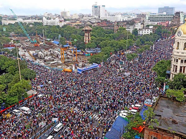 ৩ বর্তমান মুখ্যমন্ত্রী