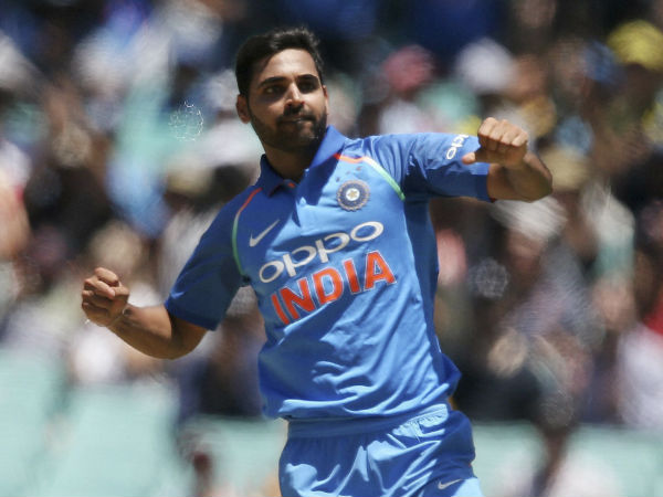 ভারতীয় দলের বোলিং ভারতীয় দলের বোলিং