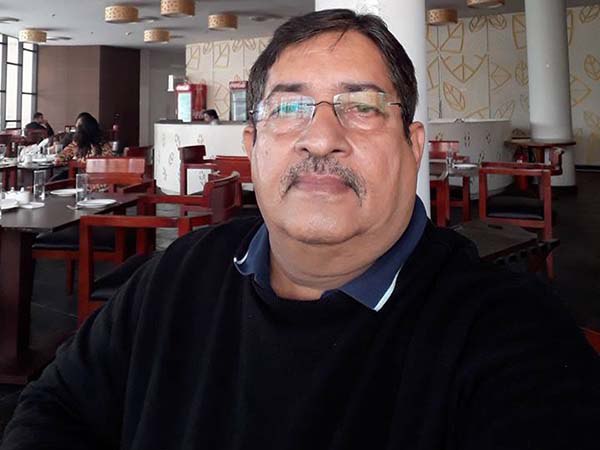 পায়ে চোটের পর চিকিৎসা শুরু