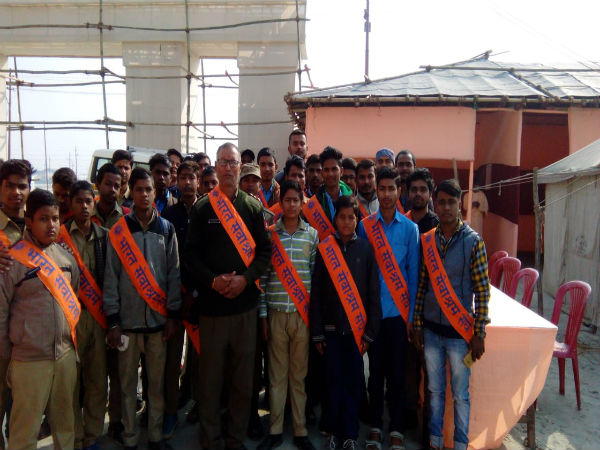 পুরীর সমুদ্রতটে প্রশিক্ষণ পুরীর সমুদ্রতটে প্রশিক্ষণ