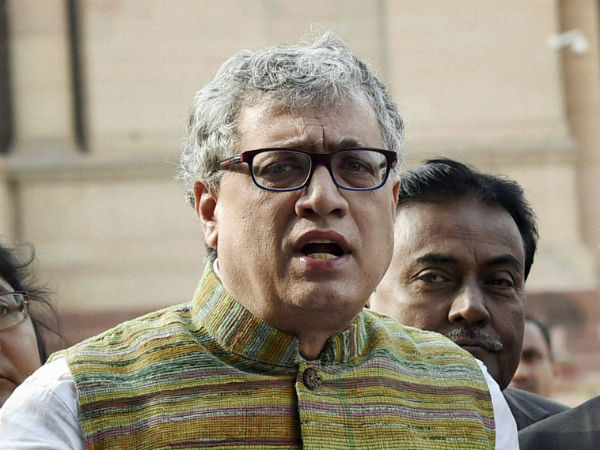 ডেরেকের নিশানায় বিজেপি